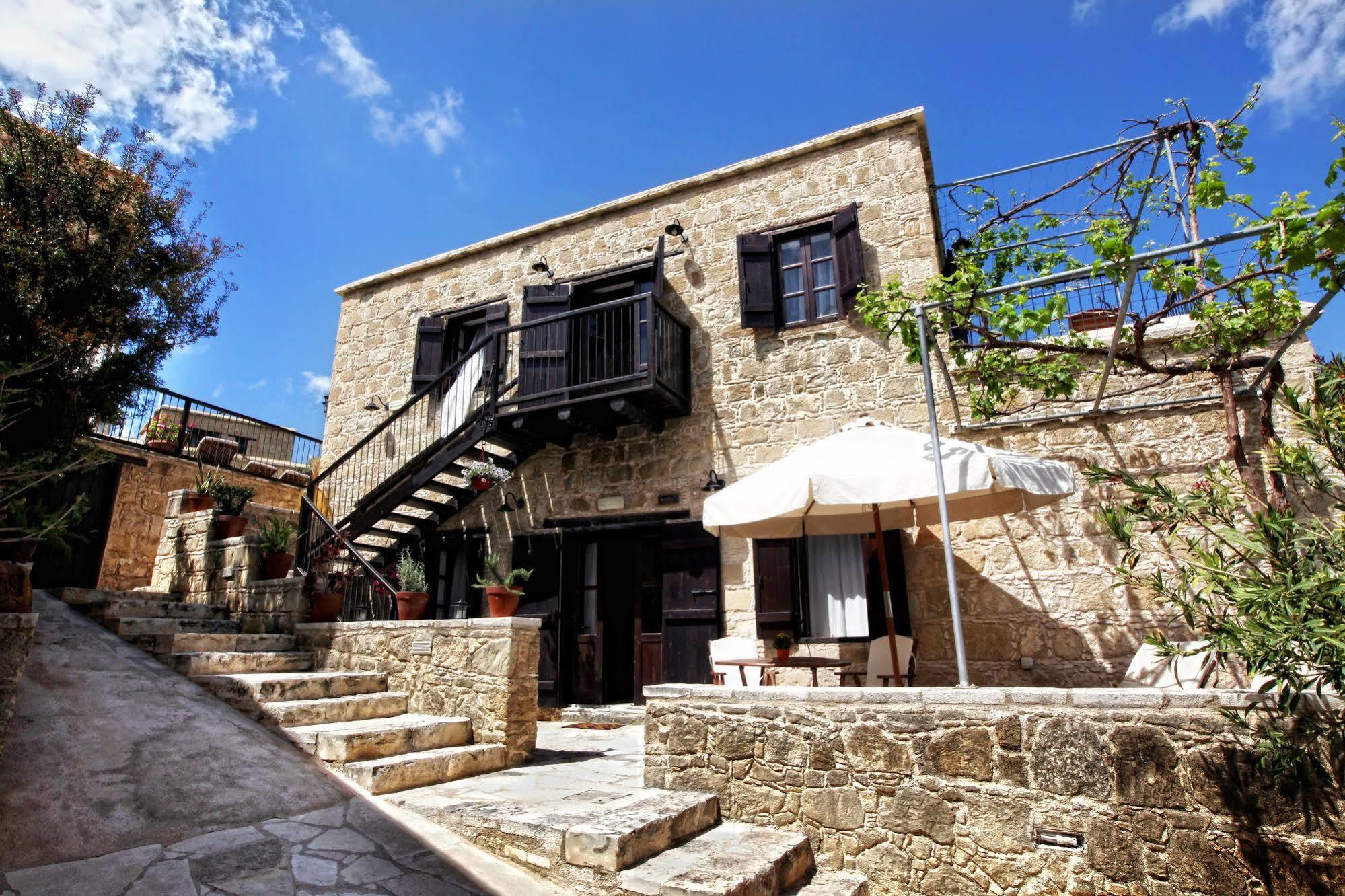Leonidas Village Houses Goudhi Exteriér fotografie